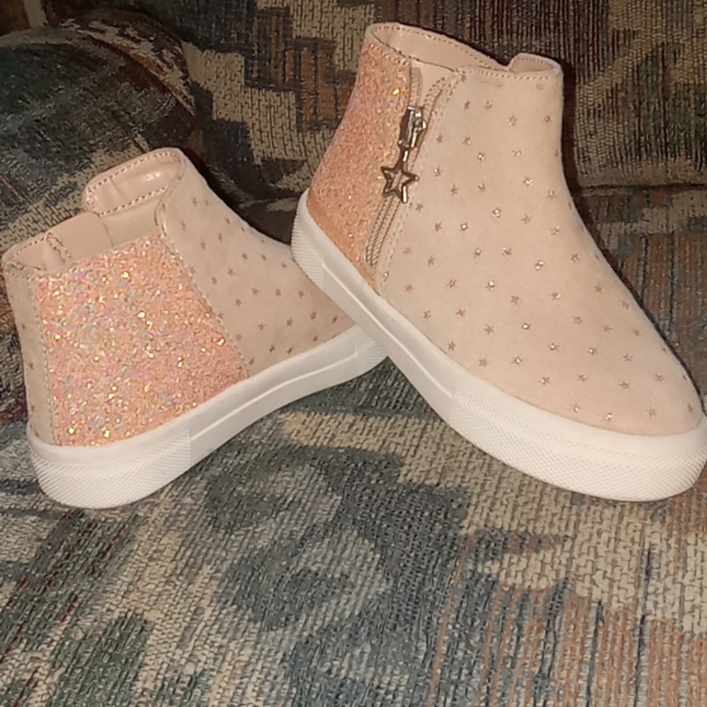 Kids shoes